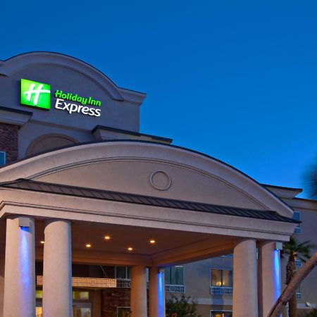 Holiday Inn Express Las Vegas Stadium Area By Ihg Exterior photo